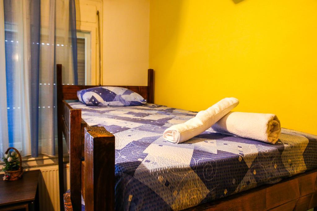 The Comfy Hostel Σκόπια Δωμάτιο φωτογραφία