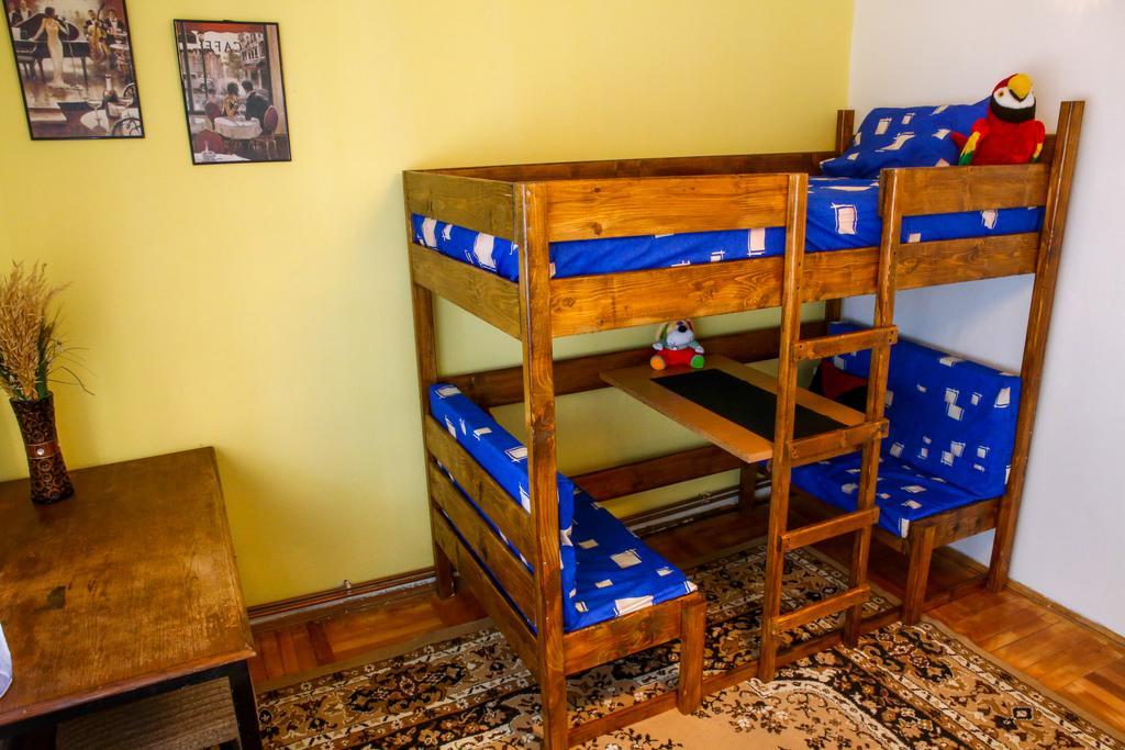 The Comfy Hostel Σκόπια Δωμάτιο φωτογραφία