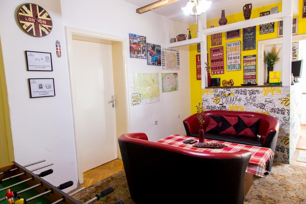The Comfy Hostel Σκόπια Εξωτερικό φωτογραφία